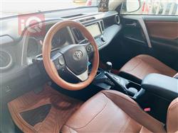 تۆیۆتا ڕاڤ 4